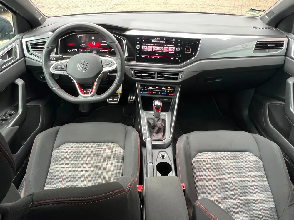 Volkswagen Polo 2.0 TSI GTI, Navi, PDC, Caplay, MatrixLed, 2 uit 2025, foto 8