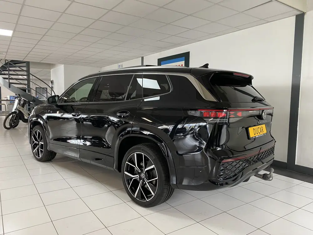 Volkswagen Tayron 1.5 eHybrid R-Line Edition 272 PK Panorama uit 2025, foto 3