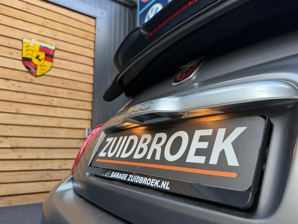 Abarth 595 1.4 T-Jet Abarth Turismo (bj 2021) uit 2021, foto 12