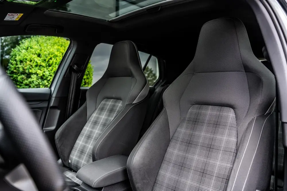Volkswagen Golf 2.0 TDI GTD|PANO|ACC|CARPLAY|STOEL/STUURVERW uit 2021, foto 14