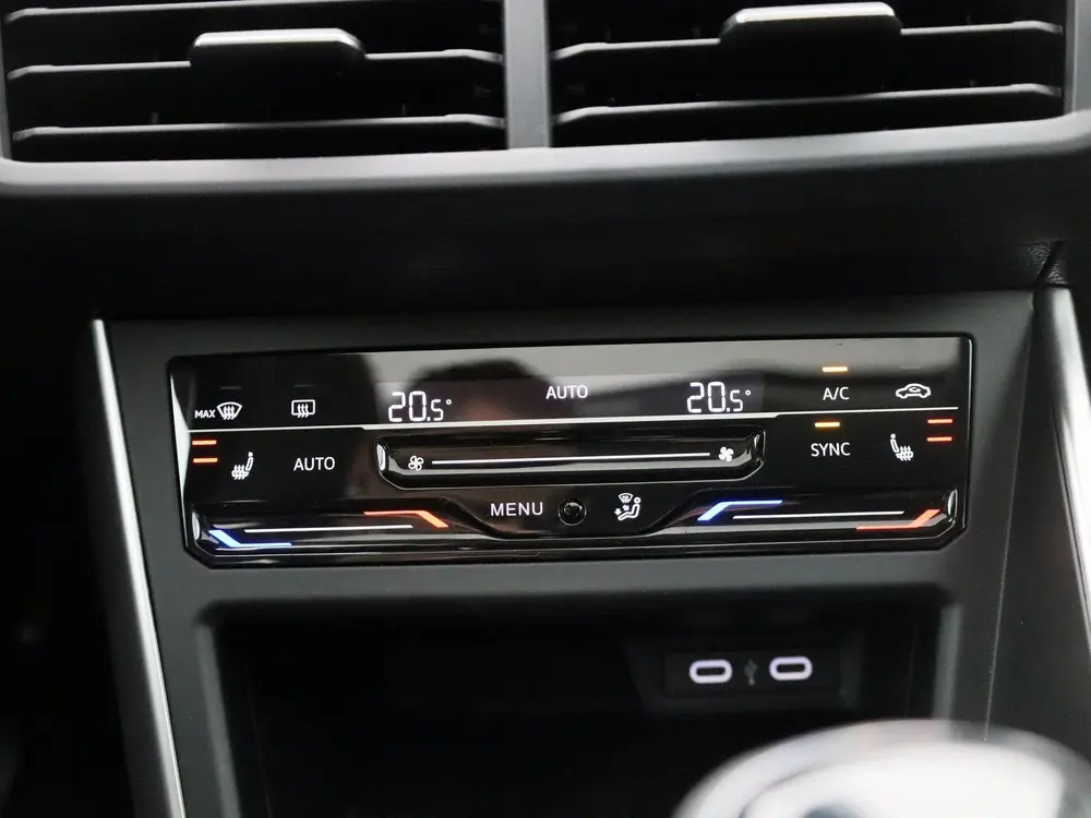 Volkswagen Polo 1.0 TSI Life Edition | Demo | Navigatie | Dr uit 2025, foto 17