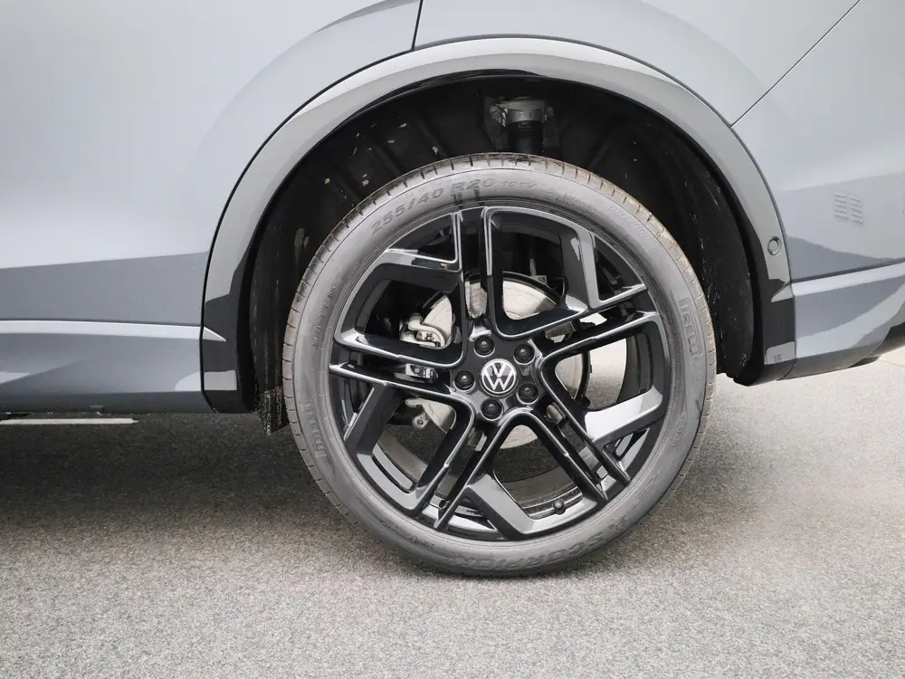 Volkswagen Tiguan 1.5 eHybrid R-Line Edition 204 PK | Demo | uit 2025, foto 13