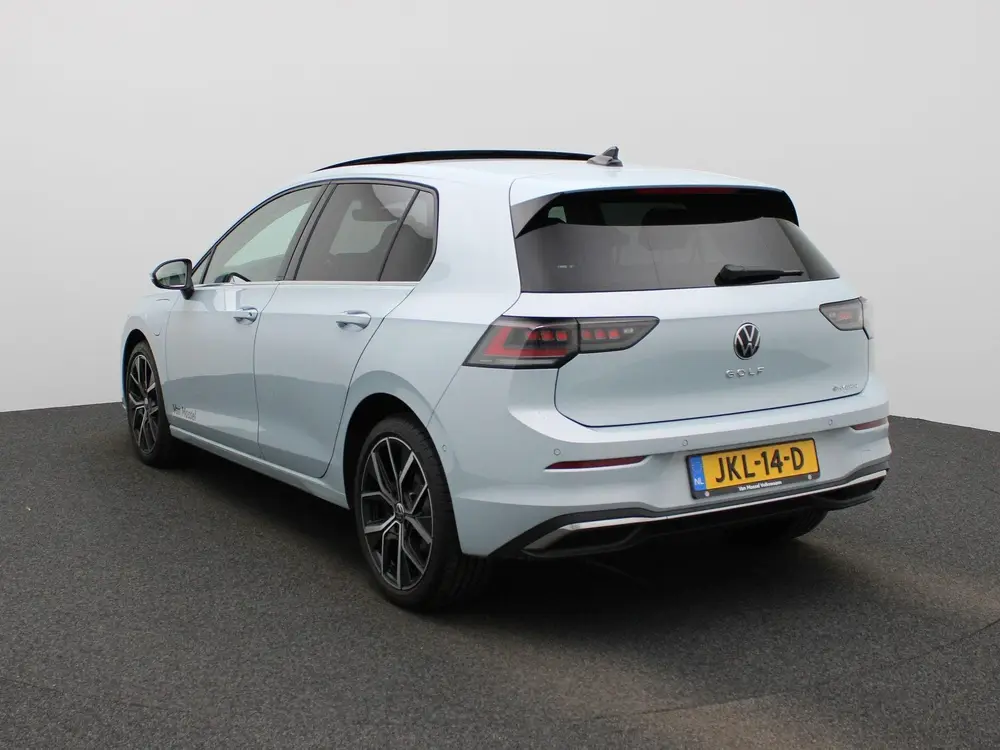 Volkswagen Golf 1.5 eHybrid Style Edition | 204 PK | Demo | uit 2025, foto 2