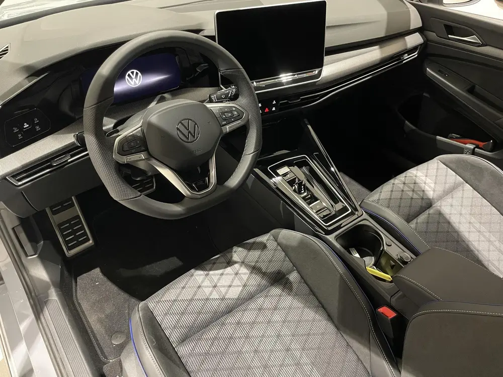 Volkswagen Golf Variant 1.5 eTSI R-Line Edition | EM | Navig uit 2025, foto 18