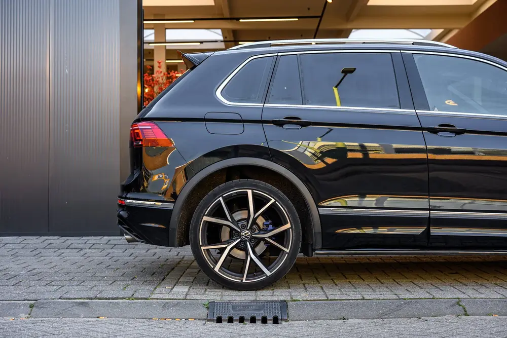 Volkswagen Tiguan R 2.0 TSI 320pk 4Motion DSG|Pano|ACC |Lane uit 2020, foto 17
