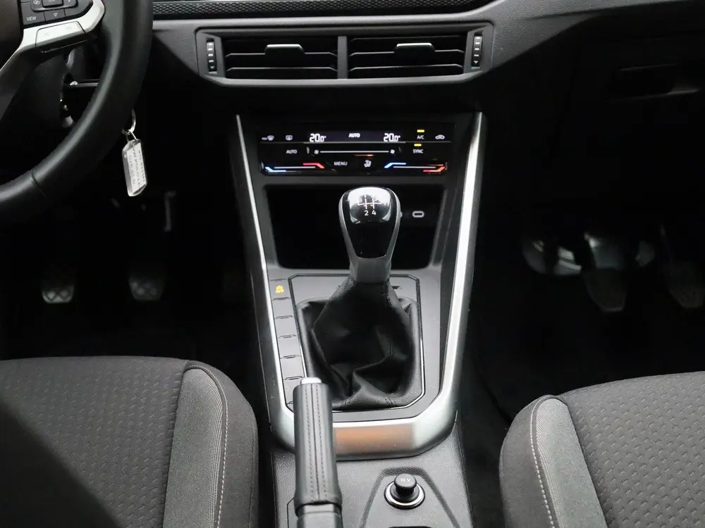 Volkswagen Polo 1.0 TSI Life Edition | 95 PK | EM | Navigati uit 2025, foto 9