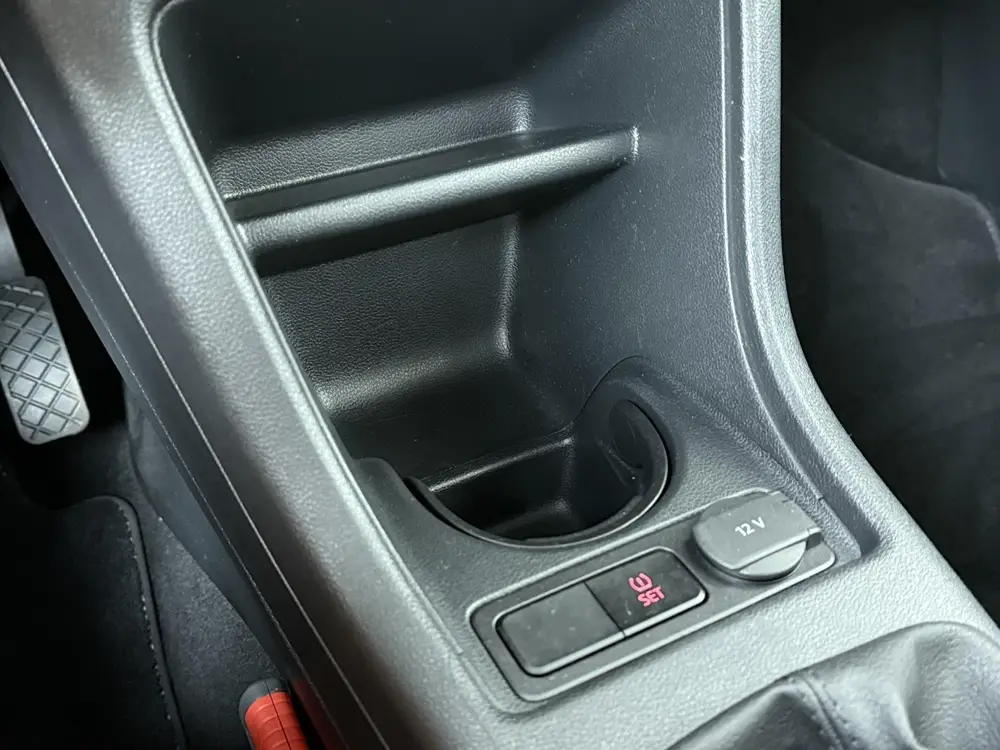 Volkswagen Up! 1.0 | 65 PK | Cruise control | Climate contro uit 2022, foto 16