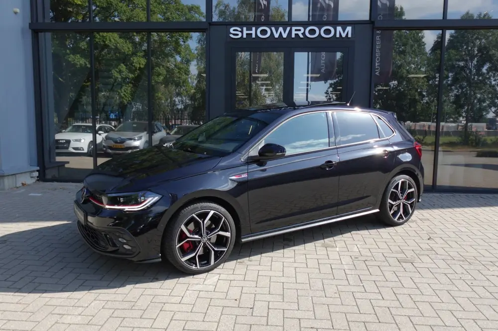 Volkswagen Polo 2.0 TSI GTI PANO KEYLESS BEATS uit 2022, foto 6