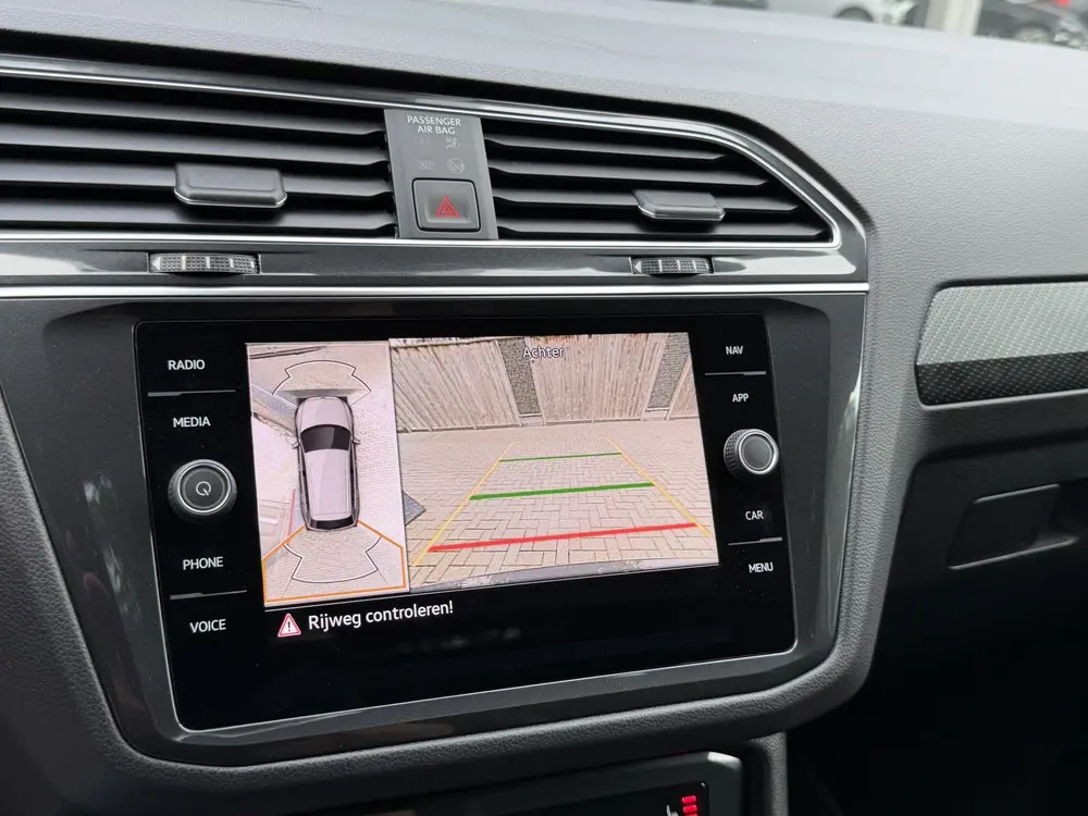 Volkswagen Tiguan 1.4 TSI eHybrid *!* 2x R-LINE *!* PANODAK/ uit 2023, foto 6