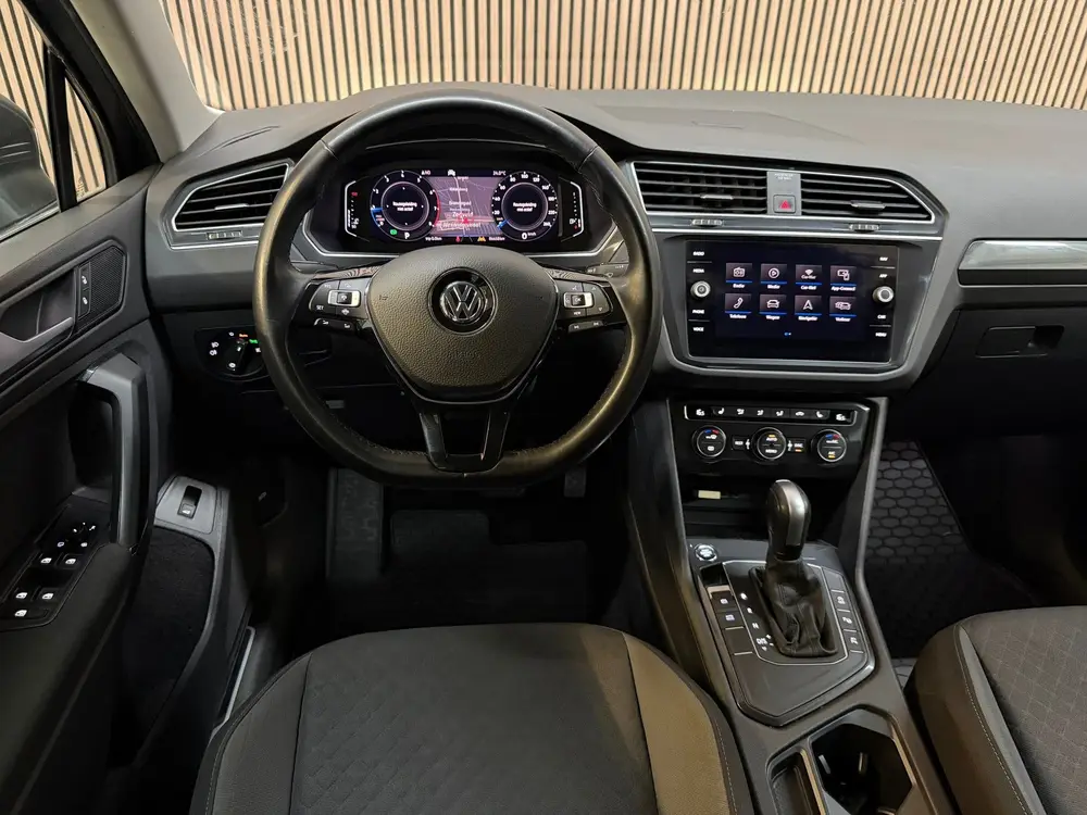 Volkswagen Tiguan 1.5 TSI ACT R-Line 2020 DSG VIRTUAL CAMERA uit 2020, foto 16