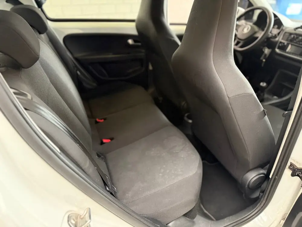 Volkswagen Up! 1.0 BMT move up! uit 2020, foto 9