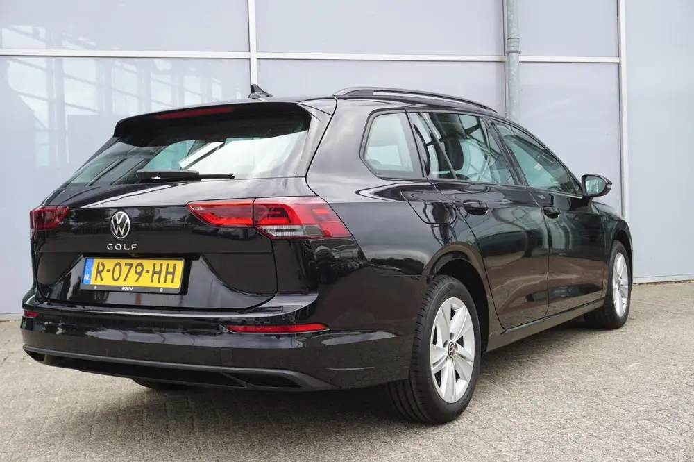 Volkswagen Golf Variant 1.0 TSI 110pk Life | Navigatie | Ach uit 2022, foto 2