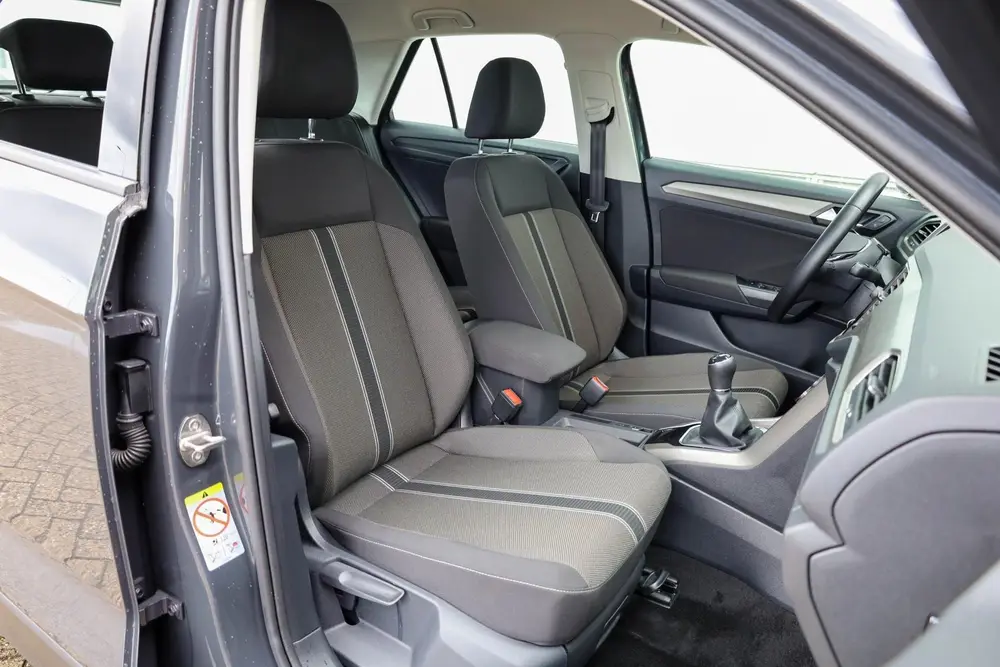Volkswagen T-Roc 1.0 TSI 110pk Style | Trekhaak | Parkeersen uit 2021, foto 16