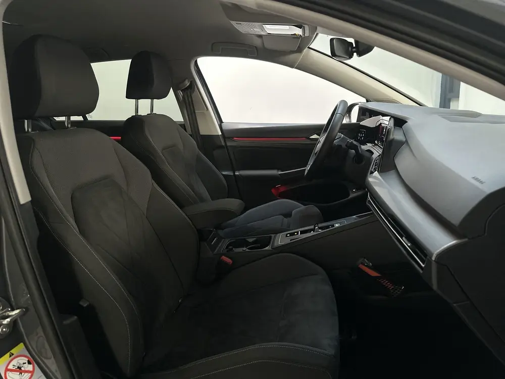 Volkswagen Golf 1.4 eHybrid 204pk Style Camera Stoelverwarmi uit 2021, foto 2