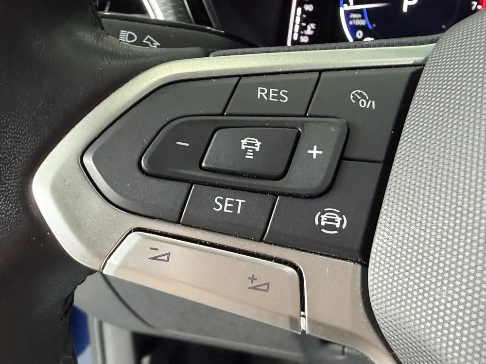 Volkswagen T-Cross 1.5 TSI 150pk Style R-Line | Navi | 18" | uit 2022, foto 16