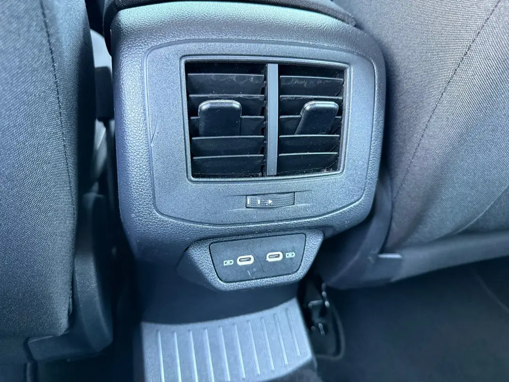 Volkswagen T-Roc 1.0 TSI Style Business - Navi - Airco - Par uit 2021, foto 16