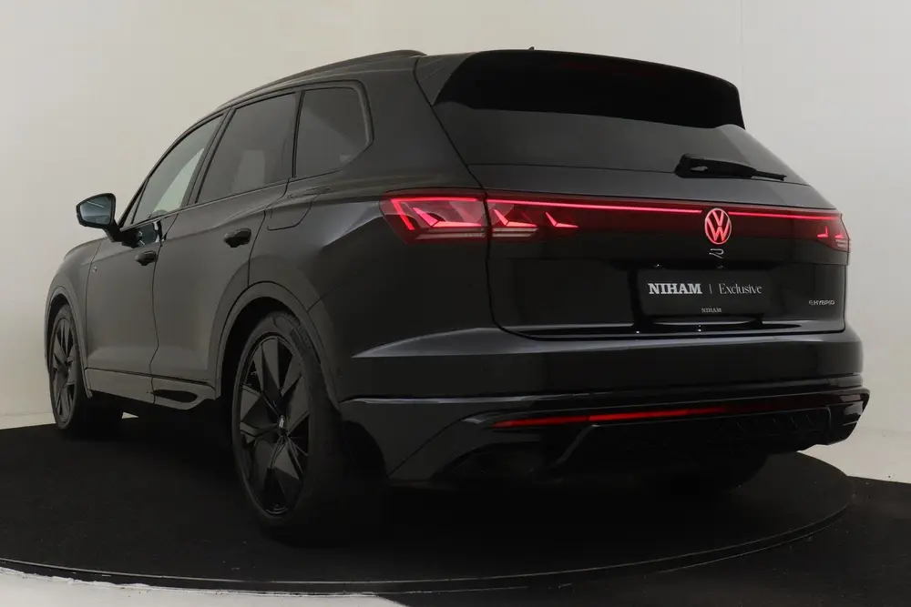 Volkswagen Touareg 3.0 TSi eHybrid 4MOTION R PANO-DAK|HEAD U uit 2025, foto 5