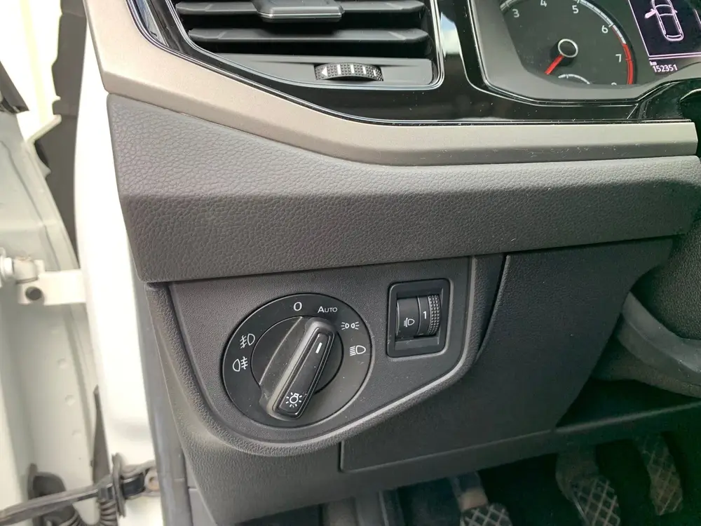 Volkswagen Polo 1.0 TSI Comfortline Business|Navigatie|Clima uit 2020, foto 11