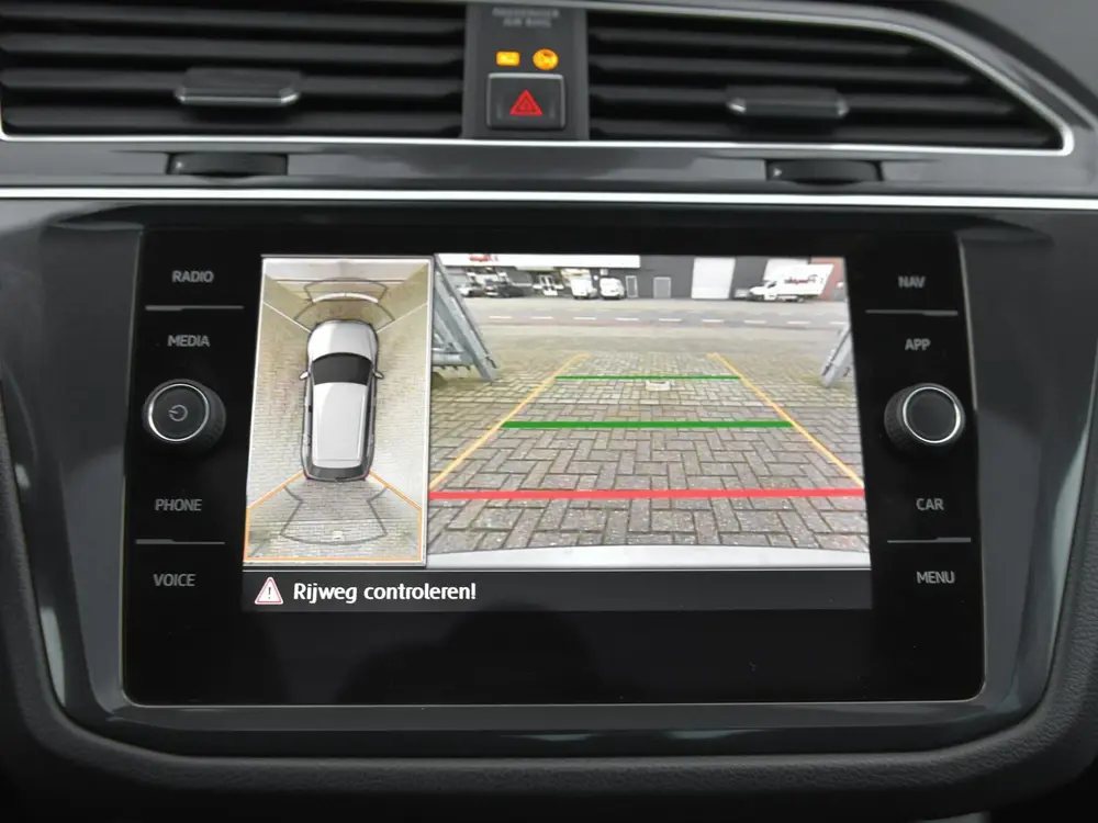 Volkswagen Tiguan 2.0 TSI 4Motion R-Line Back Edition ACC 20 uit 2020, foto 18