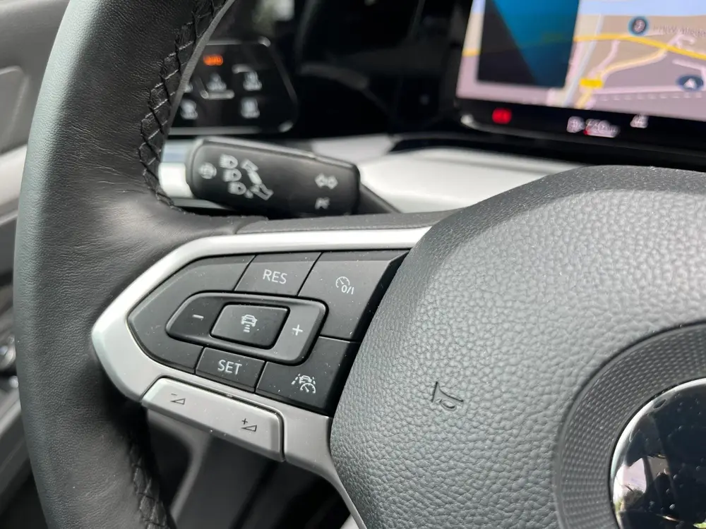 Volkswagen Golf 1.5 TSI Life Business NLAuto/Alcantara-Sport uit 2021, foto 16