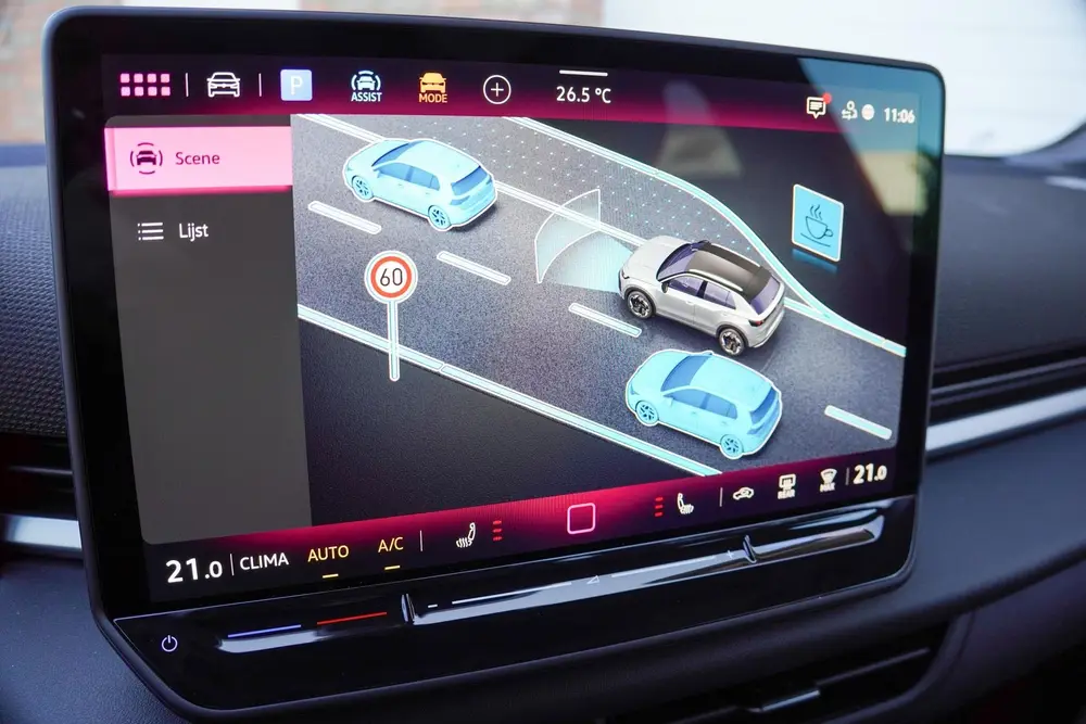 Volkswagen T-Roc R-Line First Edition IQ.light Apple Carplay uit 2026, foto 12