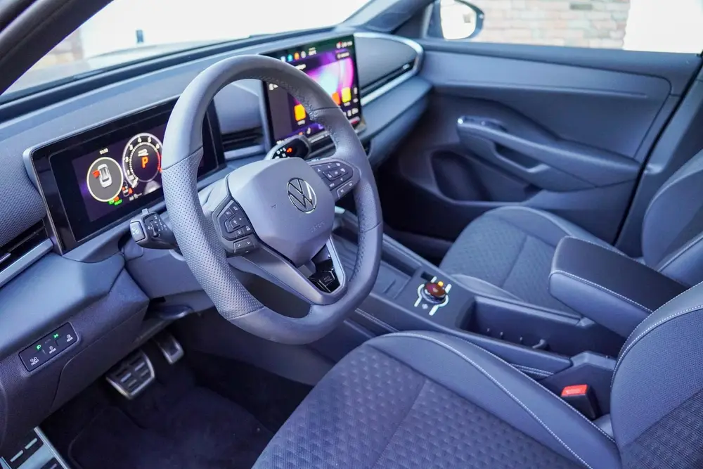 Volkswagen T-Roc R-Line First Edition IQ.light Apple Carplay uit 2026, foto 17
