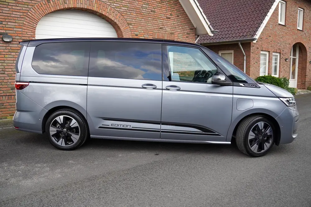 Volkswagen Multivan 1.5I E-hybrid Edition L2 4x4 Panoramadak uit 2026, foto 2