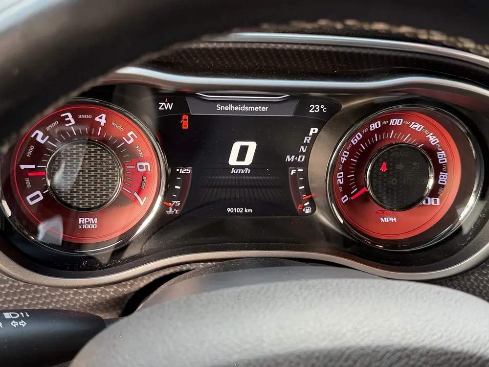 Dodge Challenger SRT Hellcat ACC-H&K-20"-Keyless-Stoelen uit 2019, foto 14