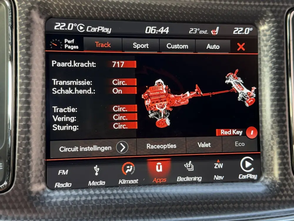 Dodge Challenger SRT Hellcat ACC-H&K-20"-Keyless-Stoelen uit 2019, foto 19