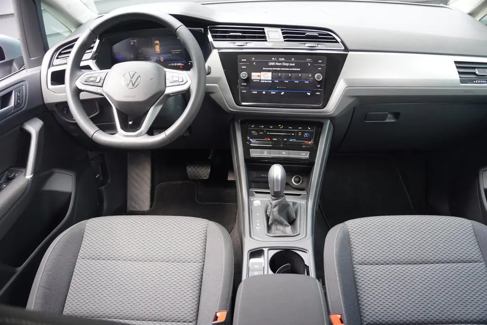 Volkswagen Touran 1.5 TSI Comfortline - VIRT. COCKPIT - 7 PE uit 2025, foto 17