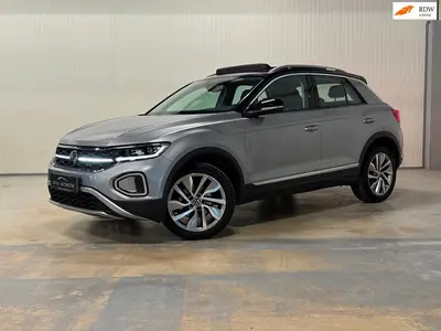 Volkswagen T-Roc 1.5 TSI Style | PANO | IQ LIGHTS | BEATS AU uit 2022