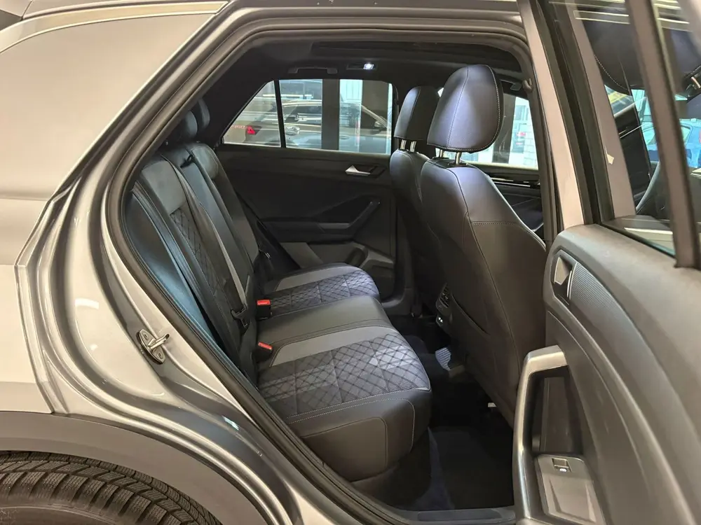 Volkswagen T-Roc 1.5 TSI Sport Business 3X R-Line PANO/IQ-LI uit 2022, foto 19