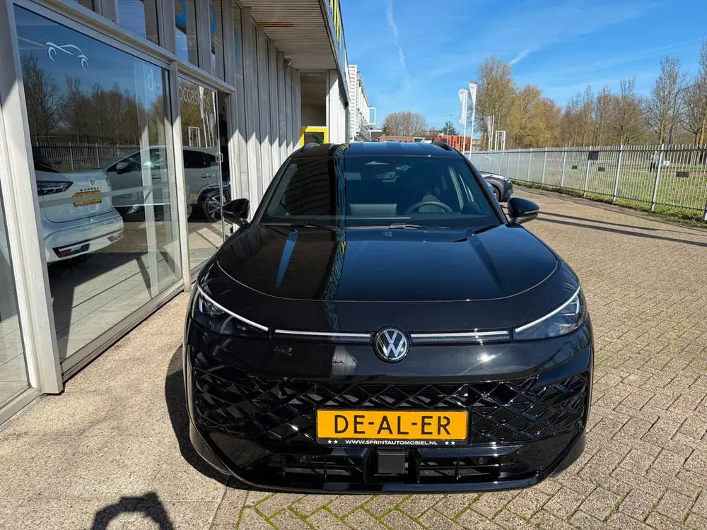 Volkswagen T-Roc 1.5 TSI MILD HYBRID R-Line 150PK / ACHTERUI uit 2026, foto 2
