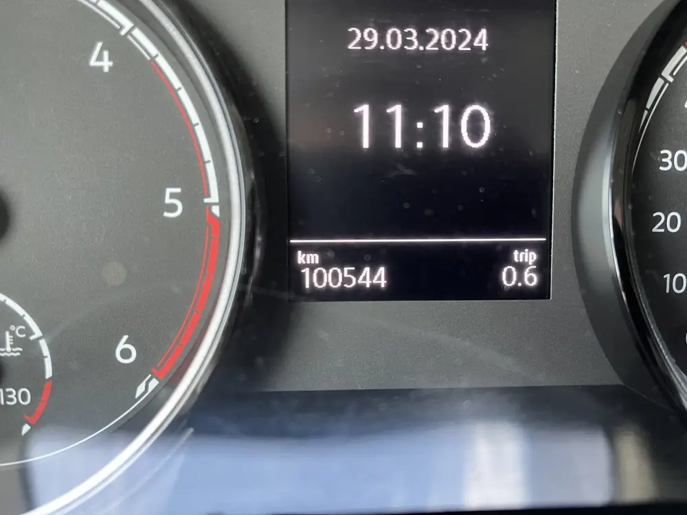 Volkswagen Transporter T6.1 Kombi 2.0 TDI L1H1-9-Persoons Ex uit 2020, foto 11