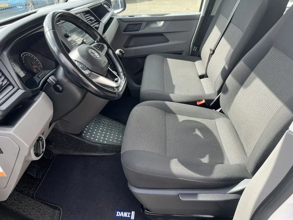 Volkswagen Transporter T6.1 Kombi 2.0 TDI L1H1-9-Persoons Ex uit 2020, foto 5