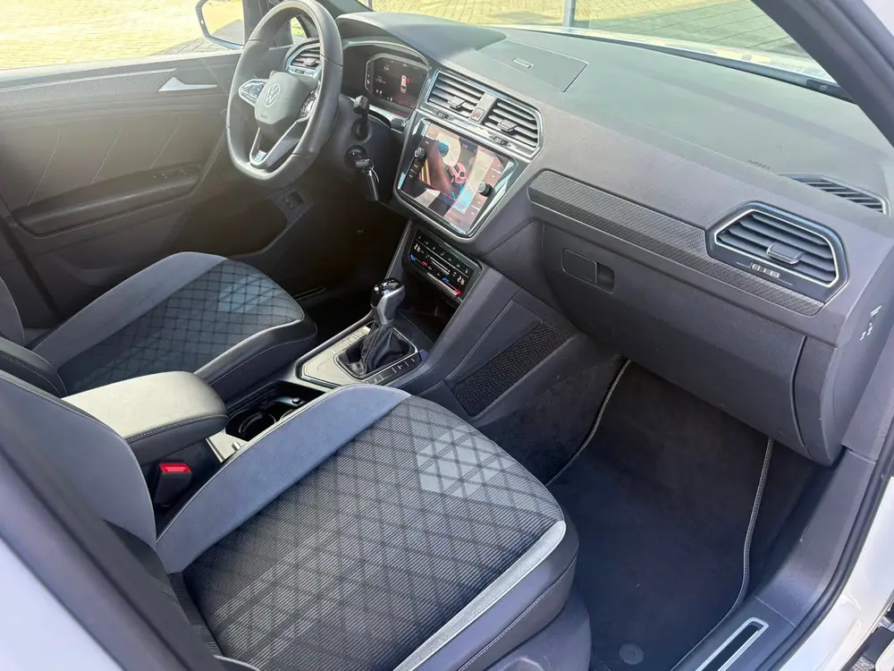 Volkswagen Tiguan 1.4 TSI eHybrid R-Line Business+ 245pk Tre uit 2022, foto 16