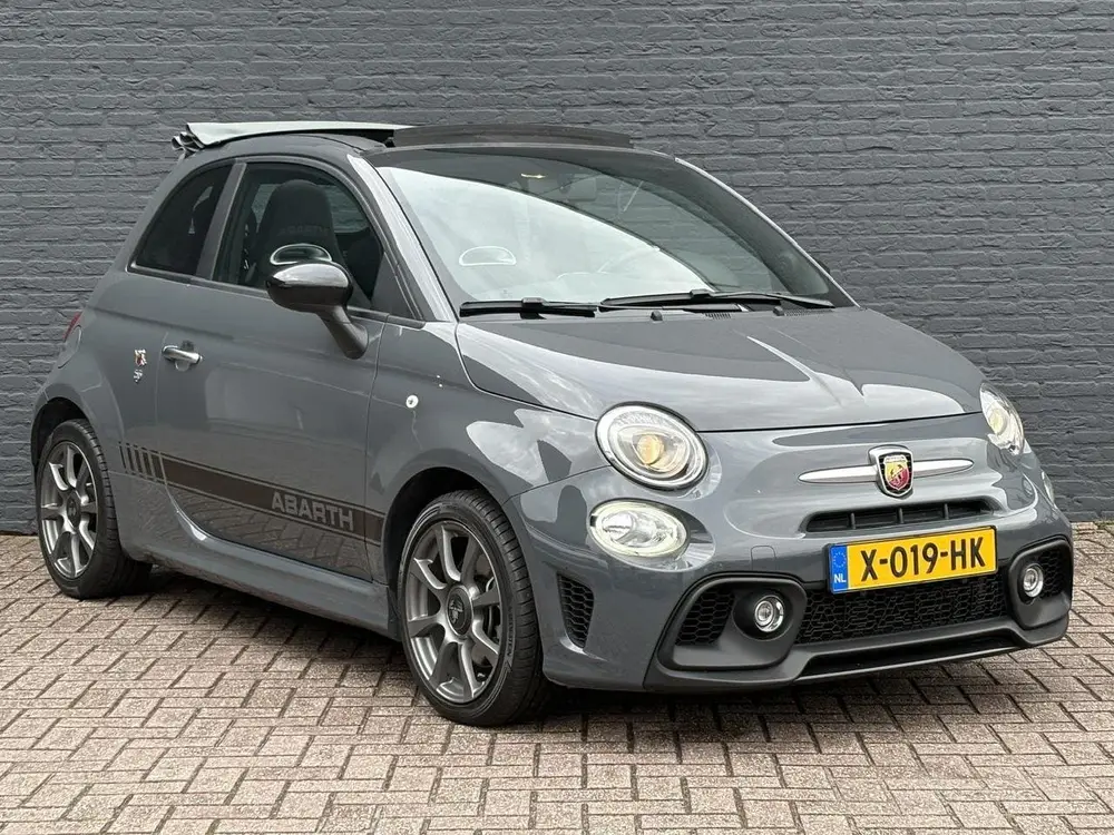Abarth 595C 1.4 T-Jet 145pk | Summer Deals | Cabrio | Carpla uit 2021, foto 4