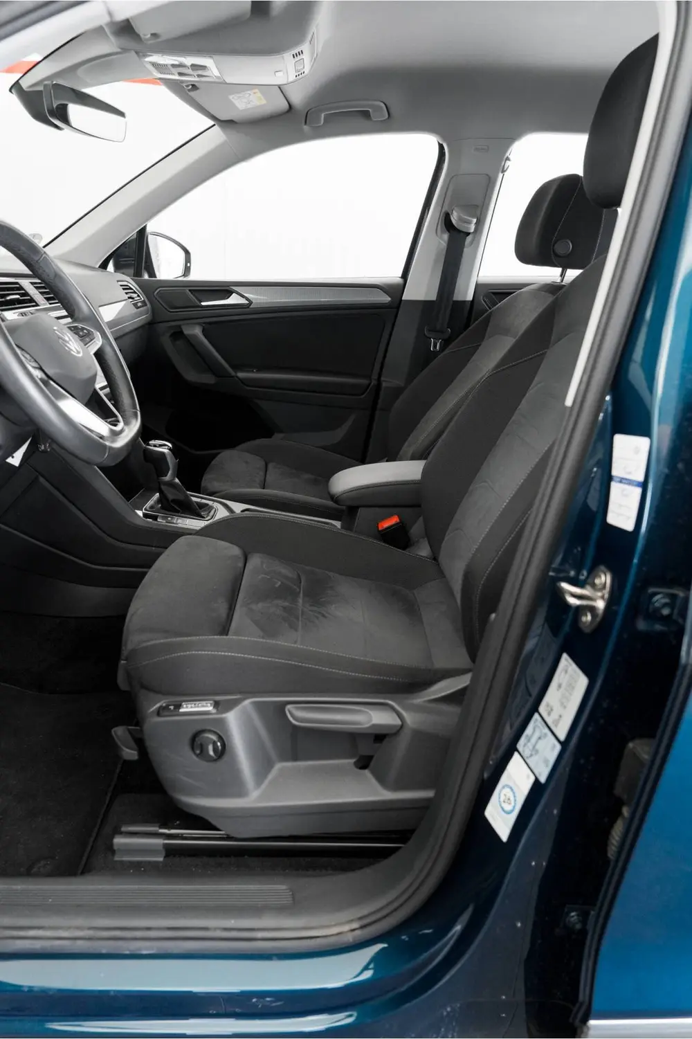 Volkswagen Tiguan 1.4 TSI eHybrid (bj 2022, automaat) uit 2022, foto 14