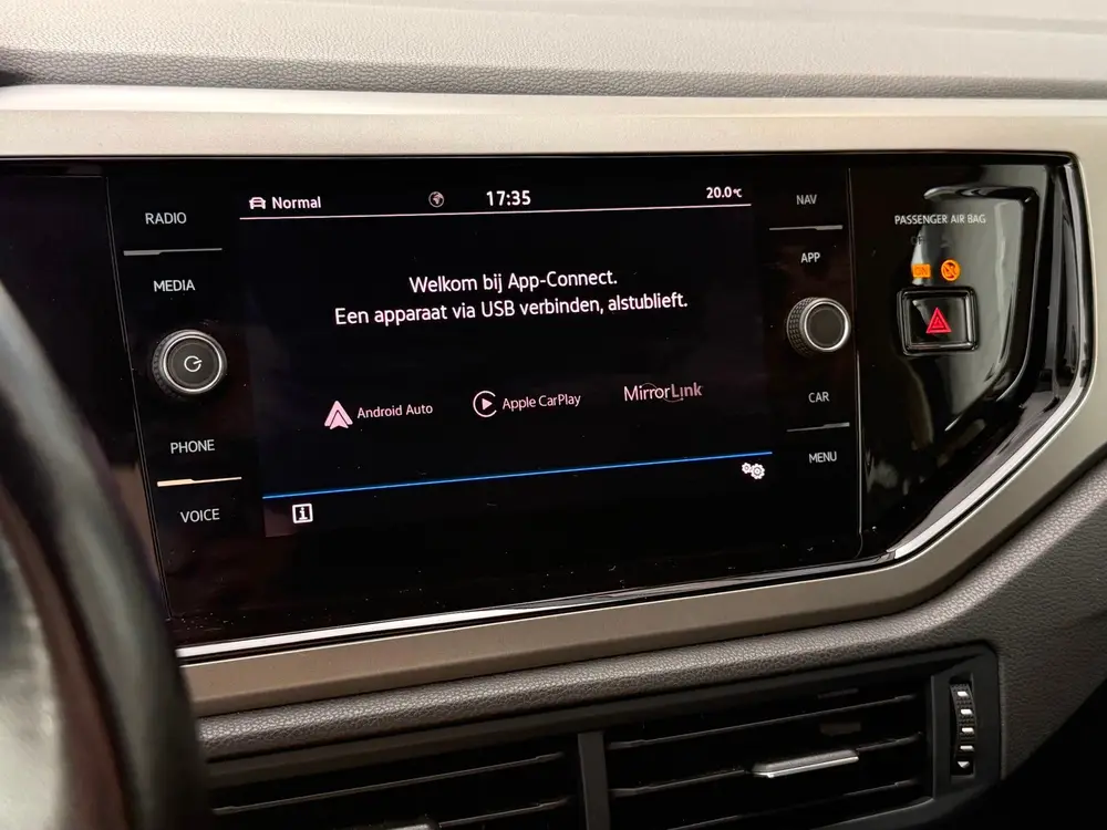 Volkswagen Polo 1.0 TSI Business, CARPLAY, NAP, PDC uit 2021, foto 5