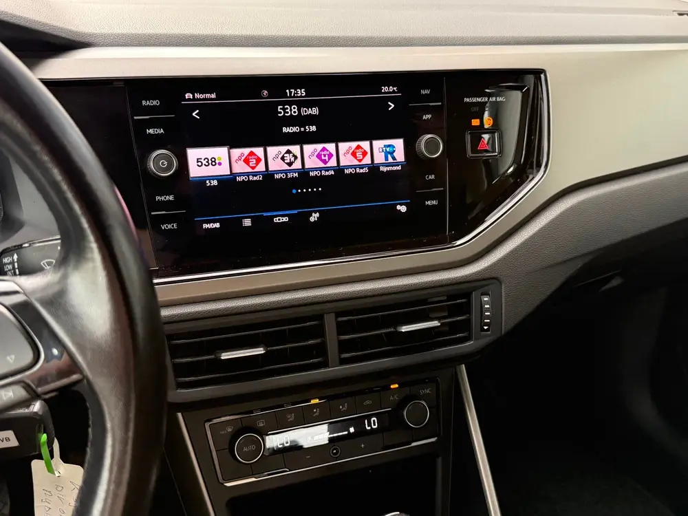 Volkswagen Polo 1.0 TSI Business, CARPLAY, NAP, PDC uit 2021, foto 6