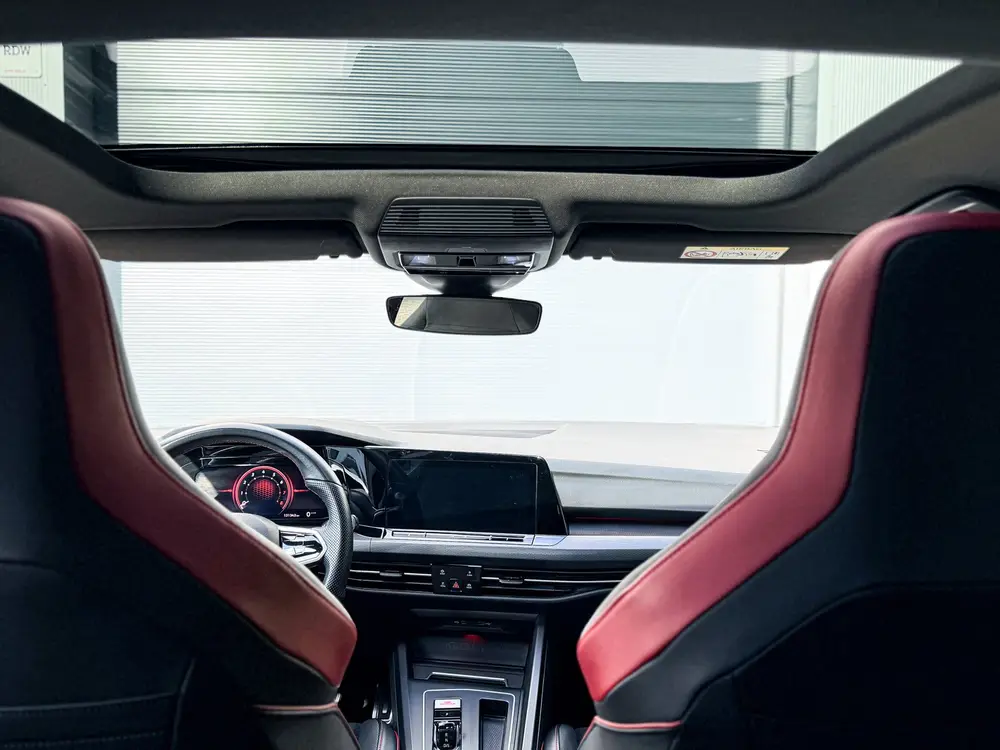 Volkswagen Golf 8 GTI Clubsport 300PK | DOWNPIPE | PANO | IQ uit 2021, foto 12