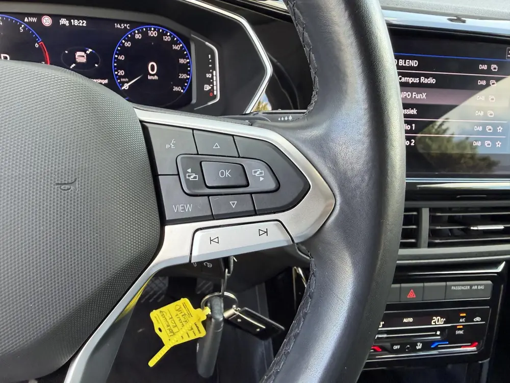 Volkswagen T-Cross 1.0 TSI Style | Camera | Climate Control uit 2022, foto 18