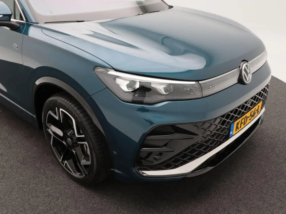 Volkswagen Tiguan 1.5 eHybrid 272 Pk Automaat R-Line | Trekh uit 2024, foto 13