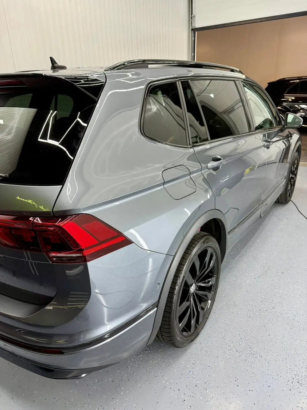 Volkswagen Tiguan Allspace VW Tiguan allspace 1.5 TSI R-Line 7P Pano HUD DCC uit 2021, foto 3