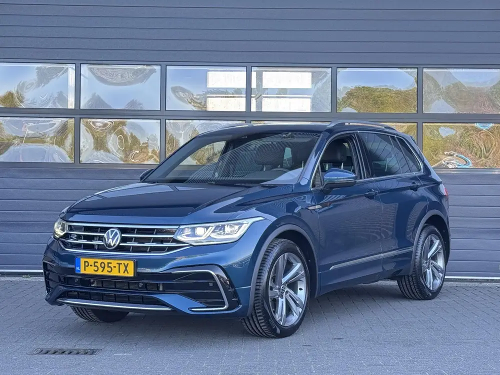 Volkswagen Tiguan 1.5 TSI R-LINE BUSINESS+ I AUTOMAAT I TREK uit 2022