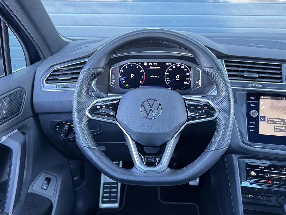 Volkswagen Tiguan 1.5 TSI R-LINE BUSINESS+ I AUTOMAAT I TREK uit 2022, foto 6