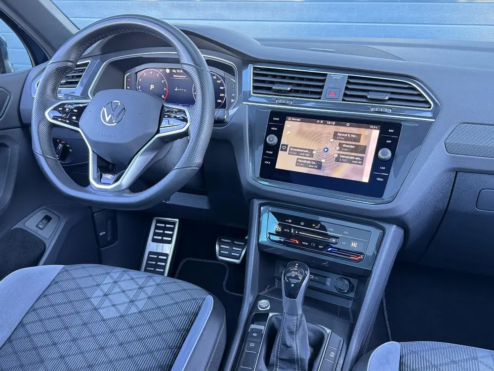 Volkswagen Tiguan 1.5 TSI R-LINE BUSINESS+ I AUTOMAAT I TREK uit 2022, foto 8