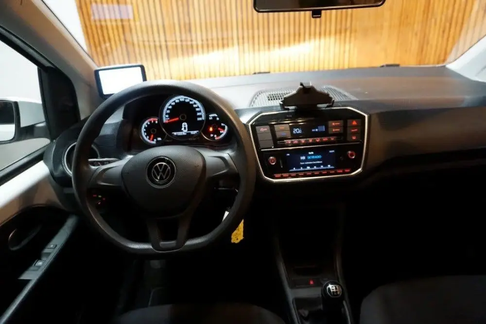 Volkswagen UP 1.0 5 Drs Clima Camera Achter uit 2021, foto 16