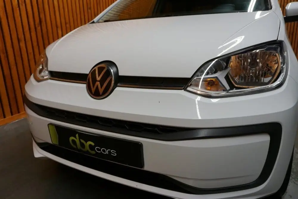 Volkswagen UP 1.0 5 Drs Clima Camera Achter uit 2021, foto 2