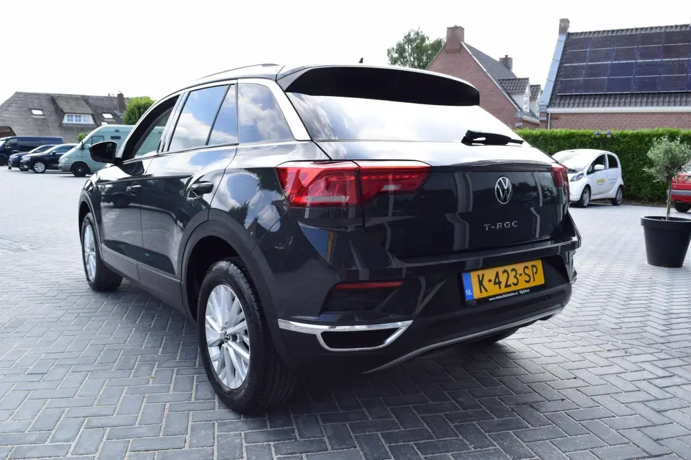 Volkswagen T-Roc 1.5 TSI Style Business van camera el achter uit 2021, foto 4